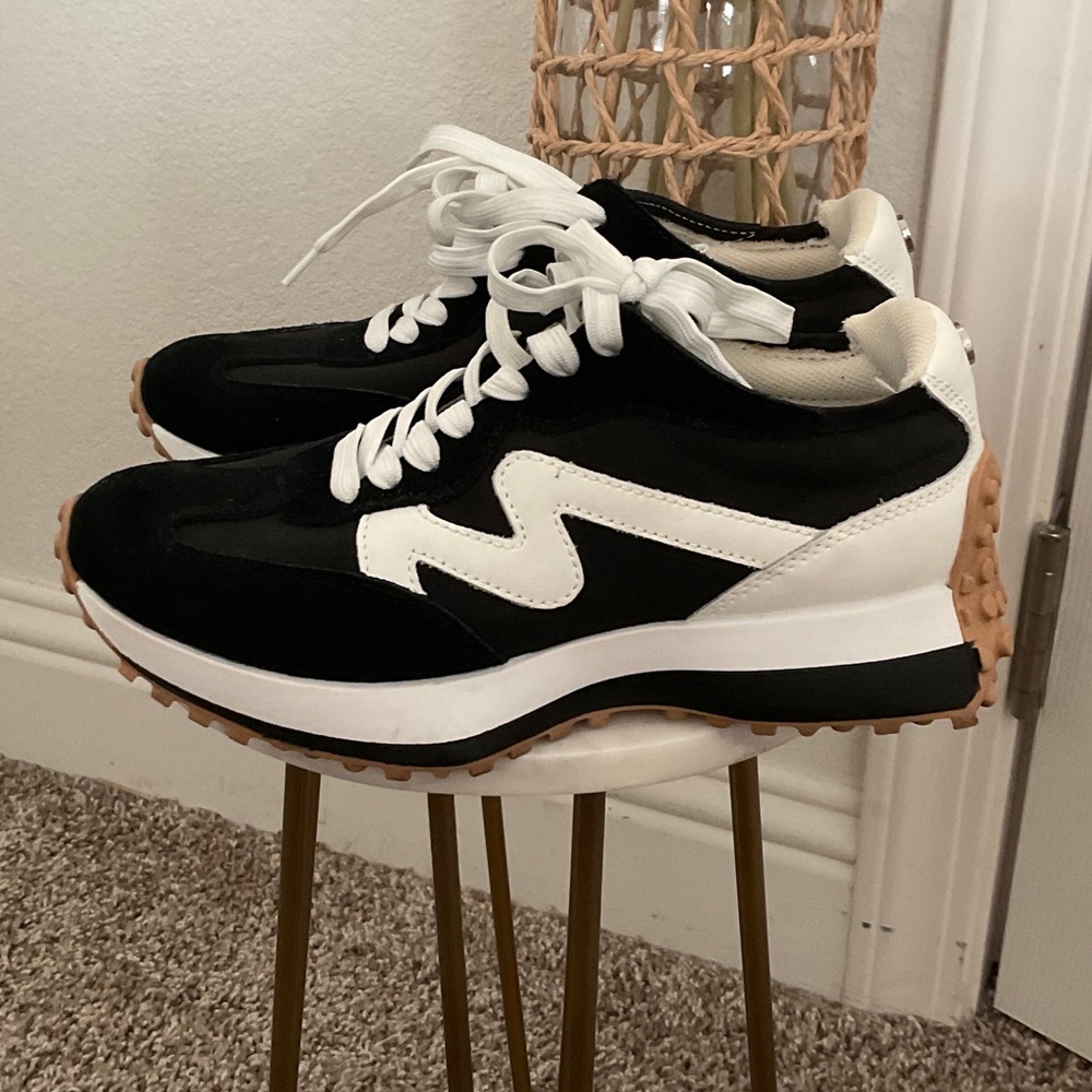 Steve Madden Black and White Athletic Shoes